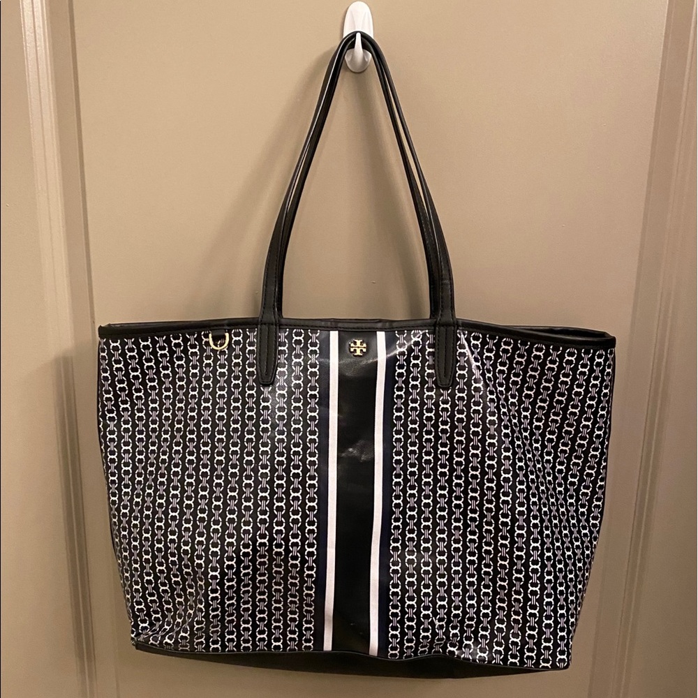 Tory Burch Blue Tote Bag with Structured Design